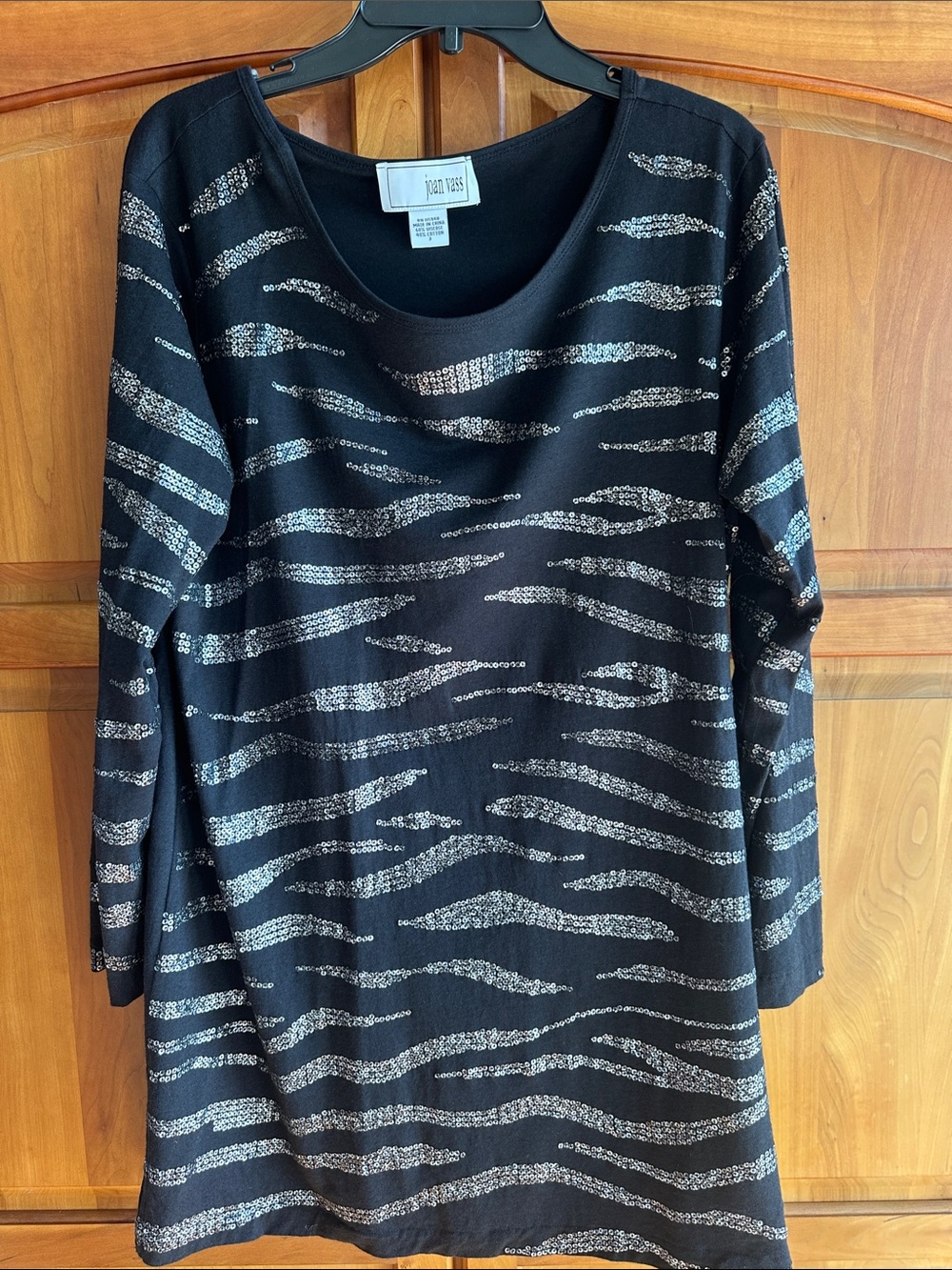 Joan Vass, Black Long Sleeve Sequin Top EUC, NWOT, Unwashed, PTP 21”, 32” long.
